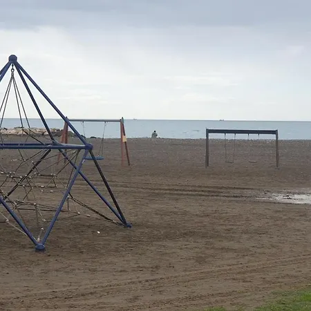 Malaga, En El Palo Малага